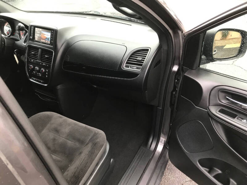 2018 Dodge Grand Caravan SE Plus