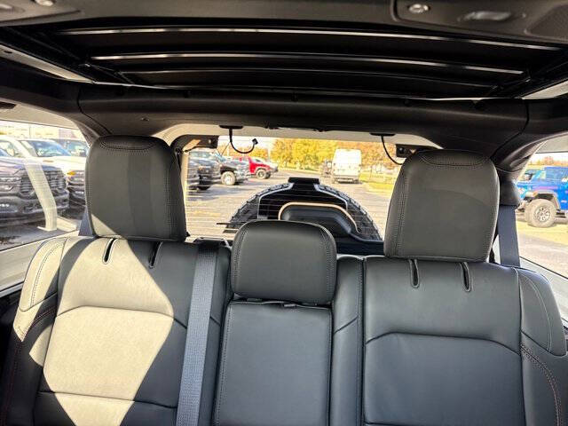 2025 Jeep Wrangler Rubicon X