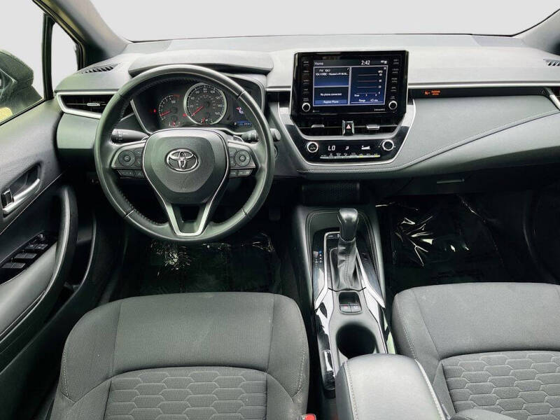 2022 Toyota Corolla Hatchback SE