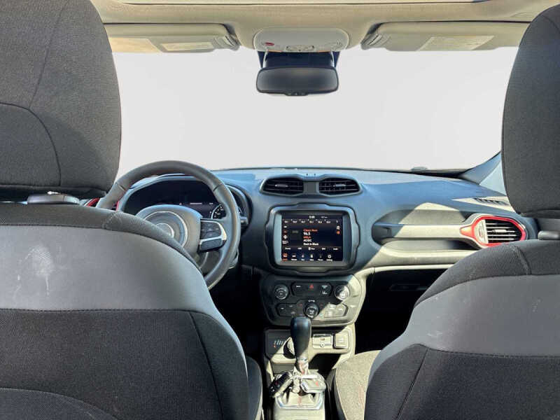 2023 Jeep Renegade Trailhawk