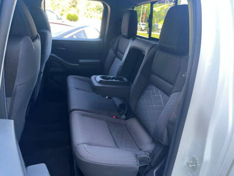 2026 Nissan Frontier SV