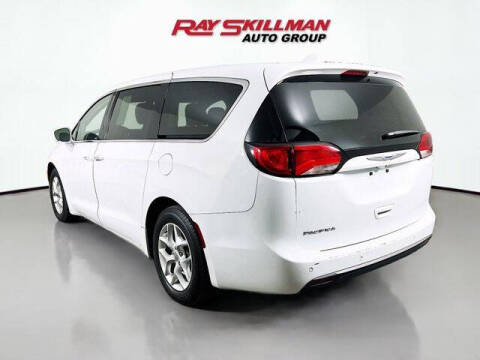 2018 Chrysler Pacifica Touring Plus