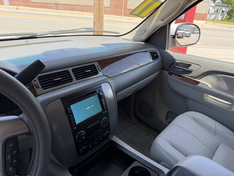2011 GMC Yukon SLT