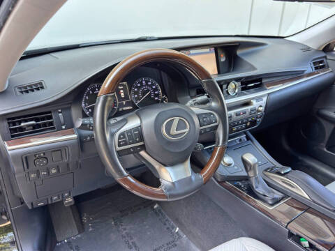 2016 Lexus ES 350