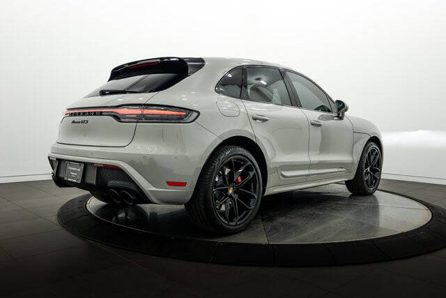 2025 Porsche Macan GTS