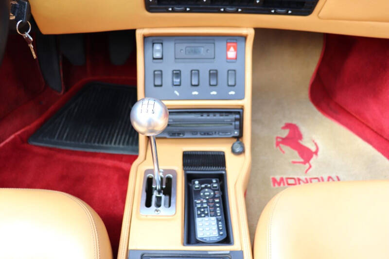 1989 Ferrari Mondial Cabriolet
