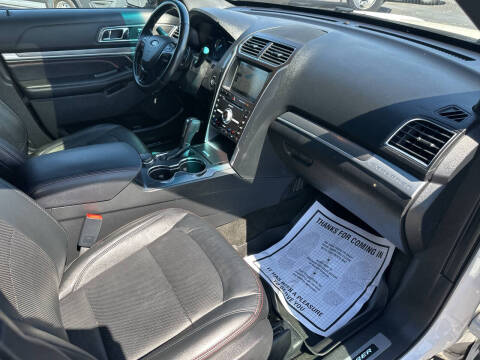 2016 Ford Explorer Sport