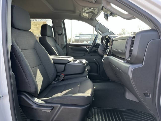 2026 GMC Sierra 1500 Elevation Standard