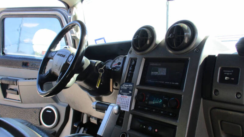 2003 HUMMER H2 Lux Series