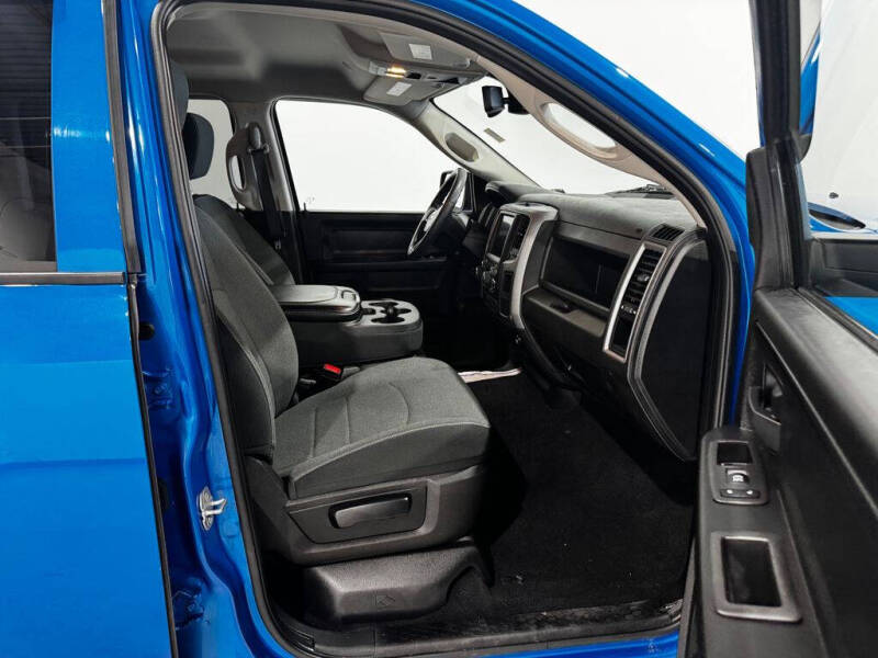 2022 RAM 1500 Classic Express