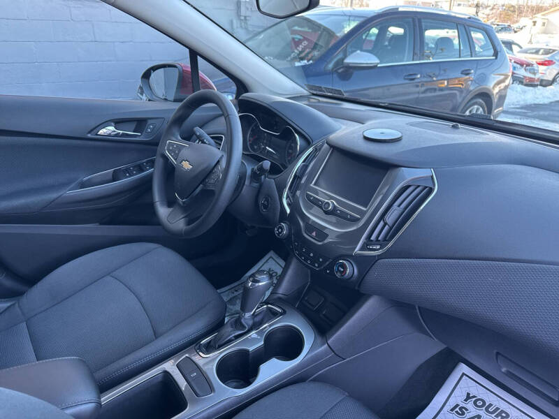 2017 Chevrolet Cruze LT Auto