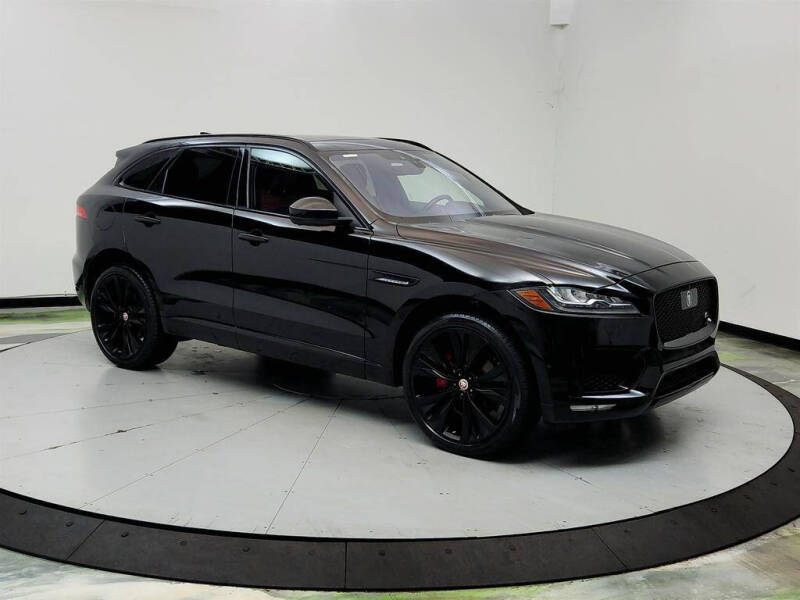 2019 Jaguar F-PACE S
