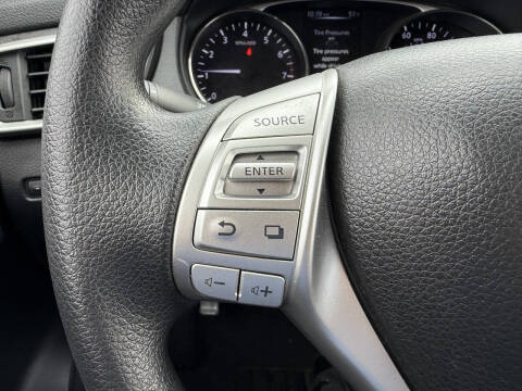 2015 Nissan Rogue SV