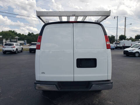 2022 Chevrolet Express 3500