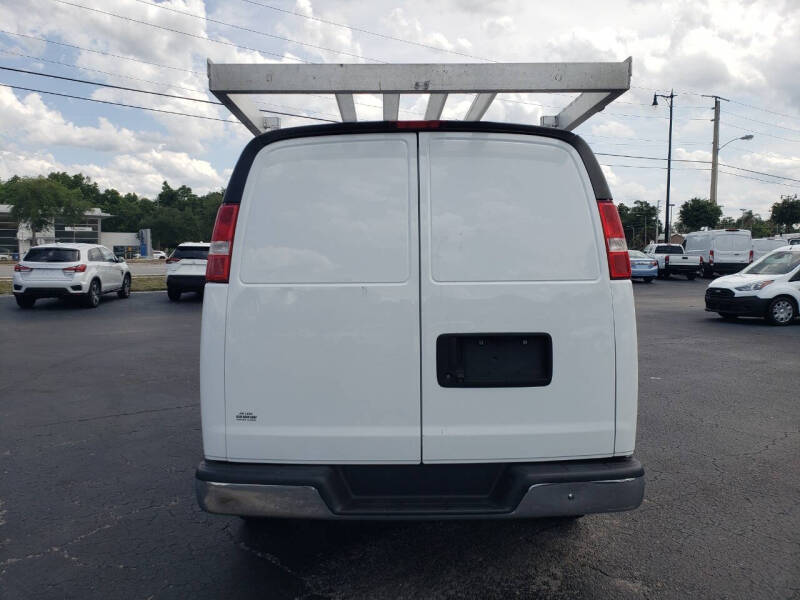 2022 Chevrolet Express 3500