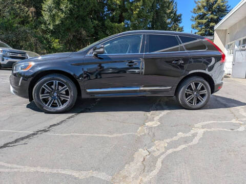 2017 Volvo XC60 T5 Dynamic