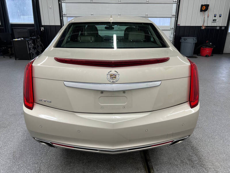 2013 Cadillac XTS Luxury Collection