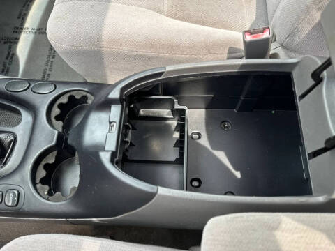 2003 Toyota Sequoia SR5