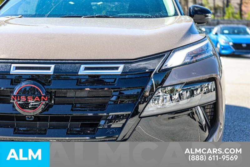 2025 Nissan Rogue Rock Creek