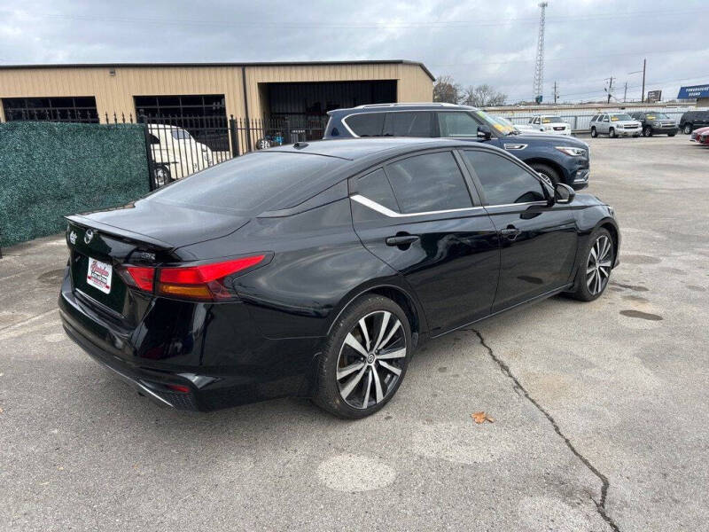 2020 Nissan Altima 2.5 SR
