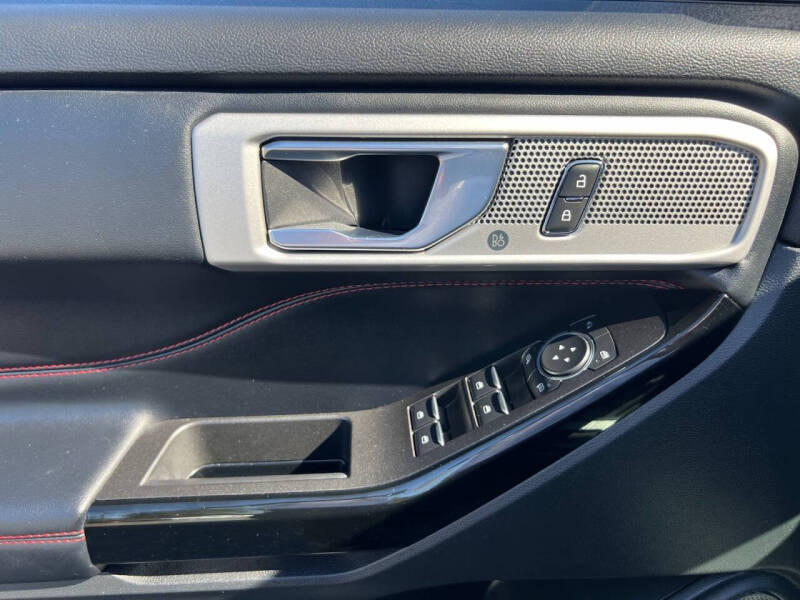 2022 Ford Explorer ST-Line