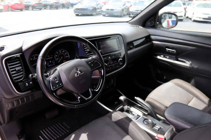 2018 Mitsubishi Outlander