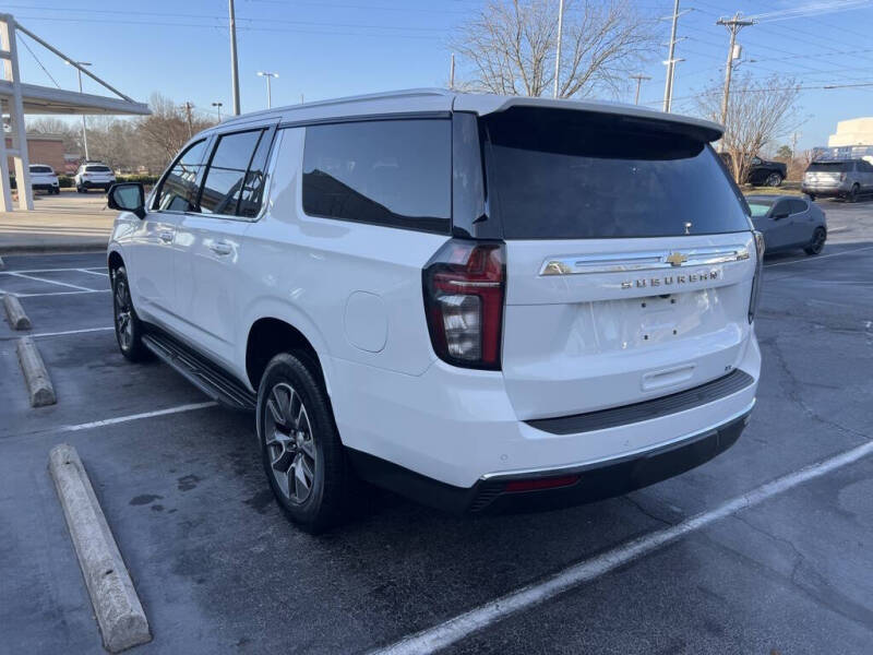 2024 Chevrolet Suburban LT