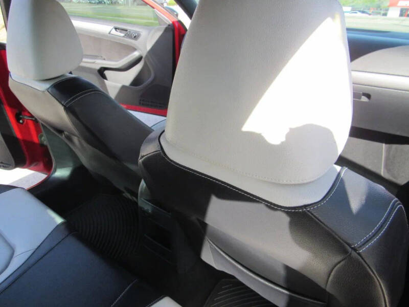 2016 Volkswagen Jetta 1.8T Sport