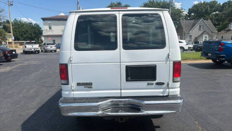 2014 Ford E-Series E-350 SD