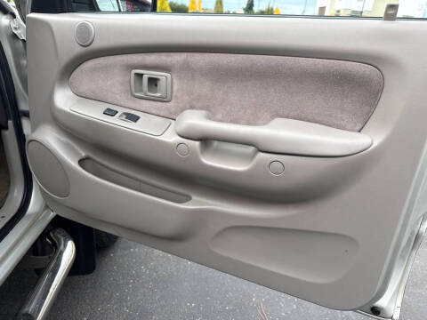 2003 Toyota Tacoma PreRunner V6