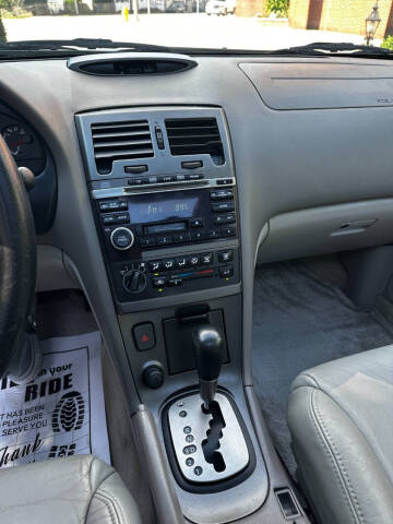 2003 Nissan Maxima SE