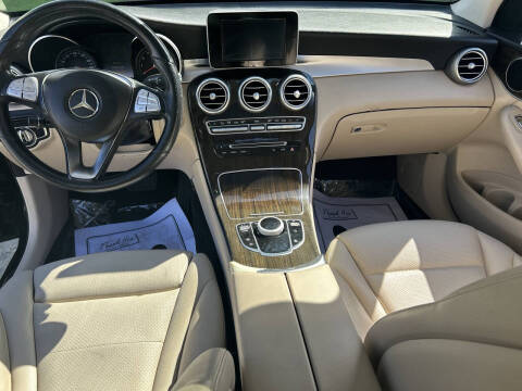2019 Mercedes-Benz GLC GLC 300