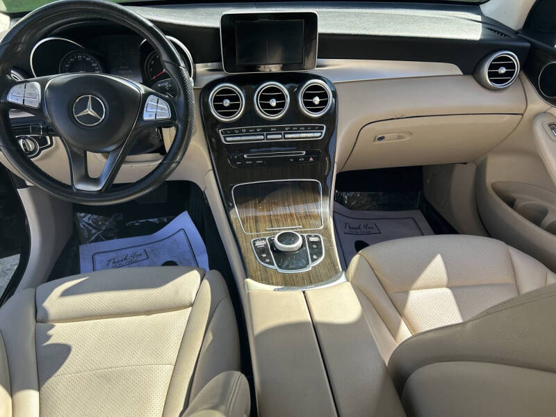 2019 Mercedes-Benz GLC GLC 300