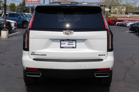 2023 Cadillac Escalade Luxury