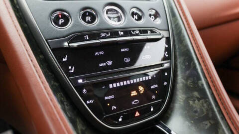 2019 Aston Martin DBS Superleggera