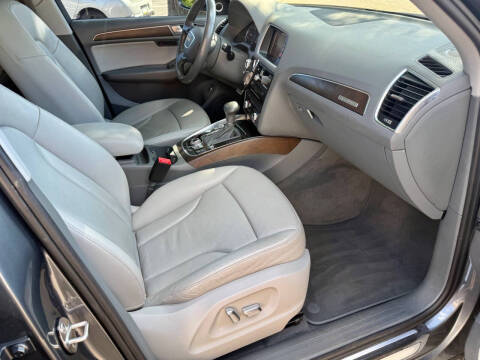 2017 Audi Q5 2.0T quattro Premium Plus
