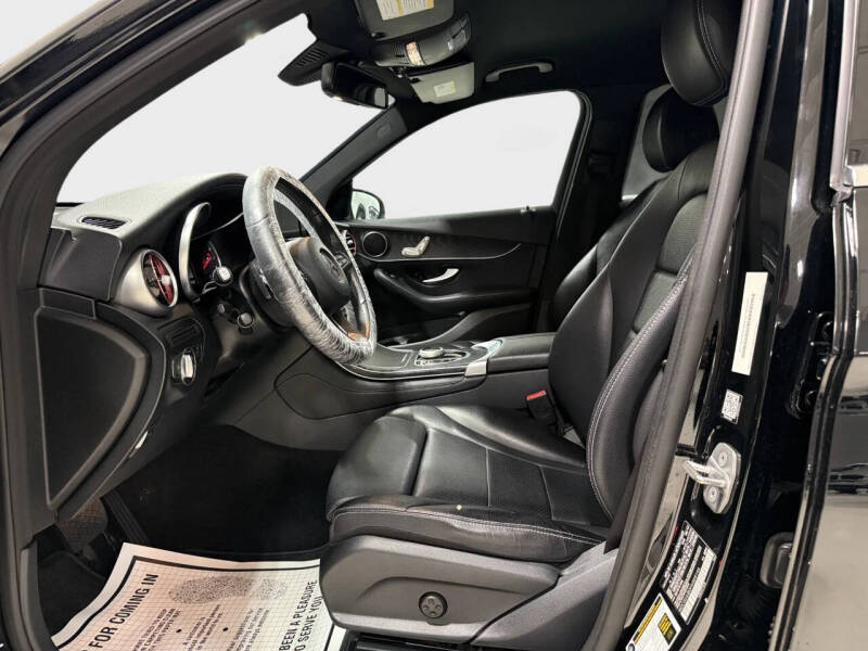 2017 Mercedes-Benz GLC GLC 300