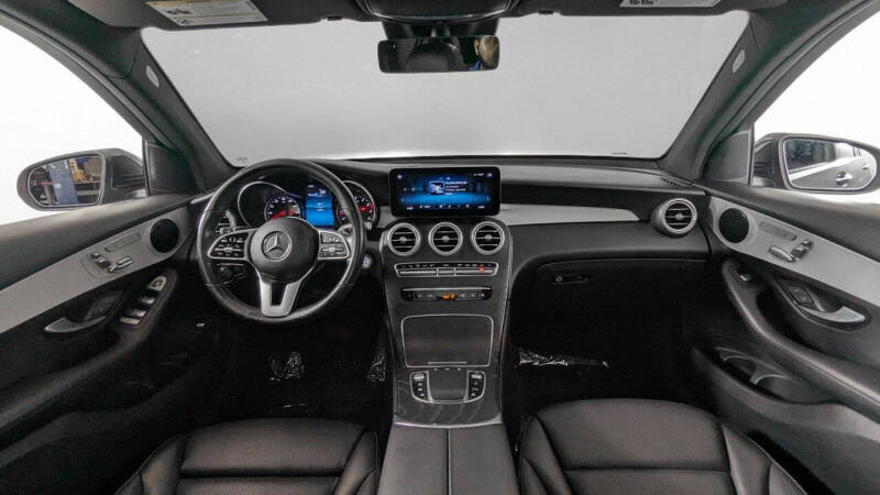 2021 Mercedes-Benz GLC GLC 300