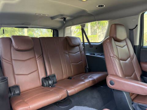 2017 Cadillac Escalade ESV Luxury