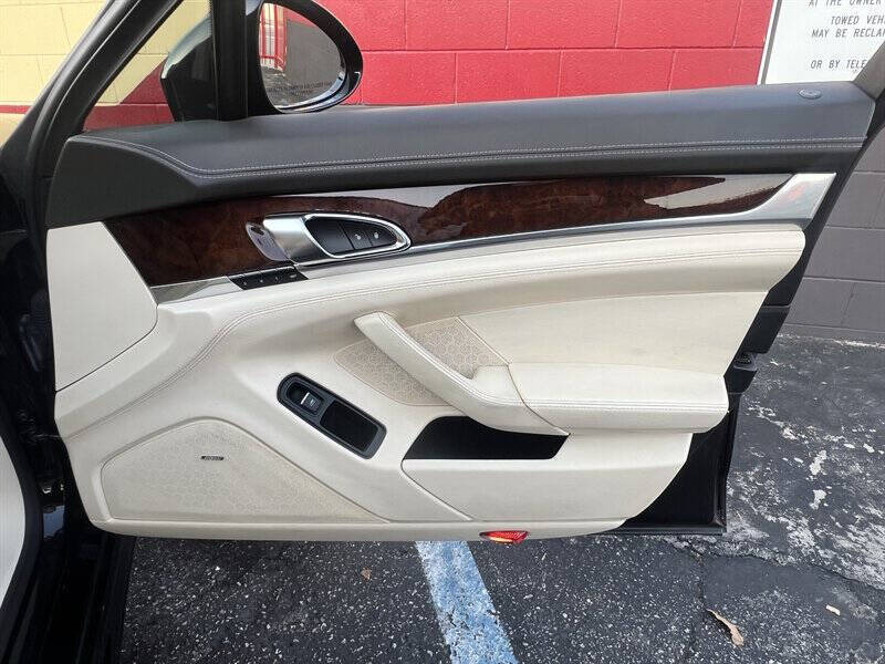 2014 Porsche Panamera