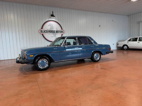 1975 Mercedes-Benz 230