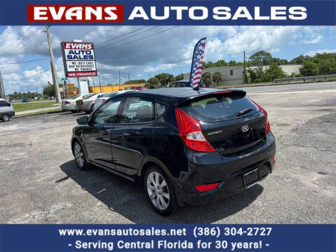 2013 Hyundai Accent SE