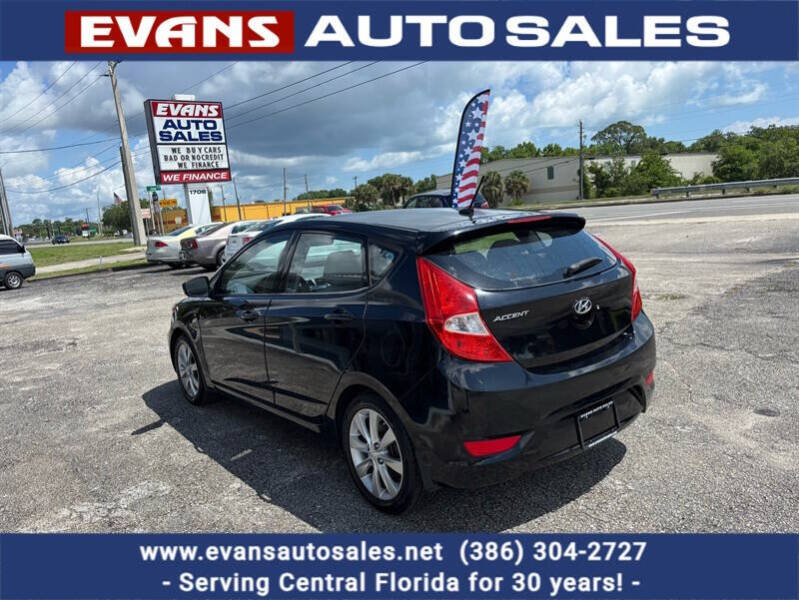 2013 Hyundai Accent SE