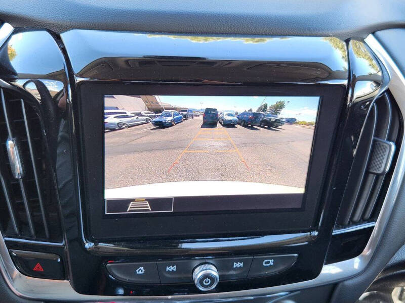 2021 Chevrolet Traverse LT Cloth