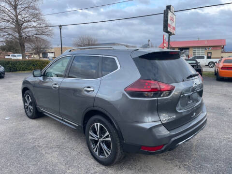 2018 Nissan Rogue SV