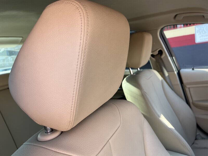 2014 BMW 3 Series 320i