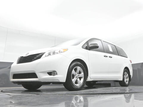2017 Toyota Sienna L 7-Passenger