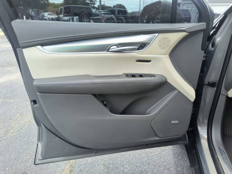 2018 Cadillac XT5 Luxury