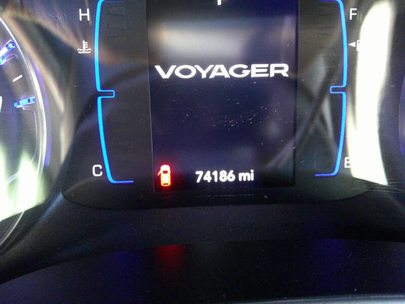 2023 Chrysler Voyager LX