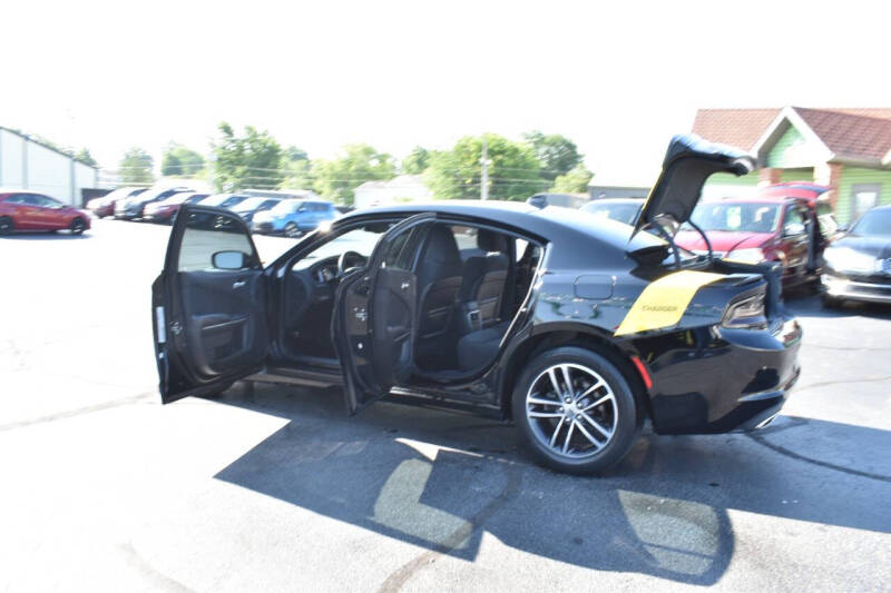 2019 Dodge Charger SXT